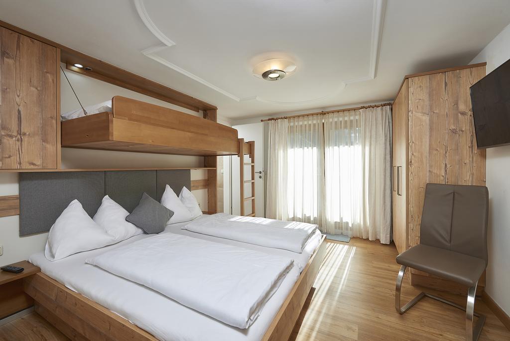 Landhaus Zirmhof Saalbach-Hinterglemm Esterno foto