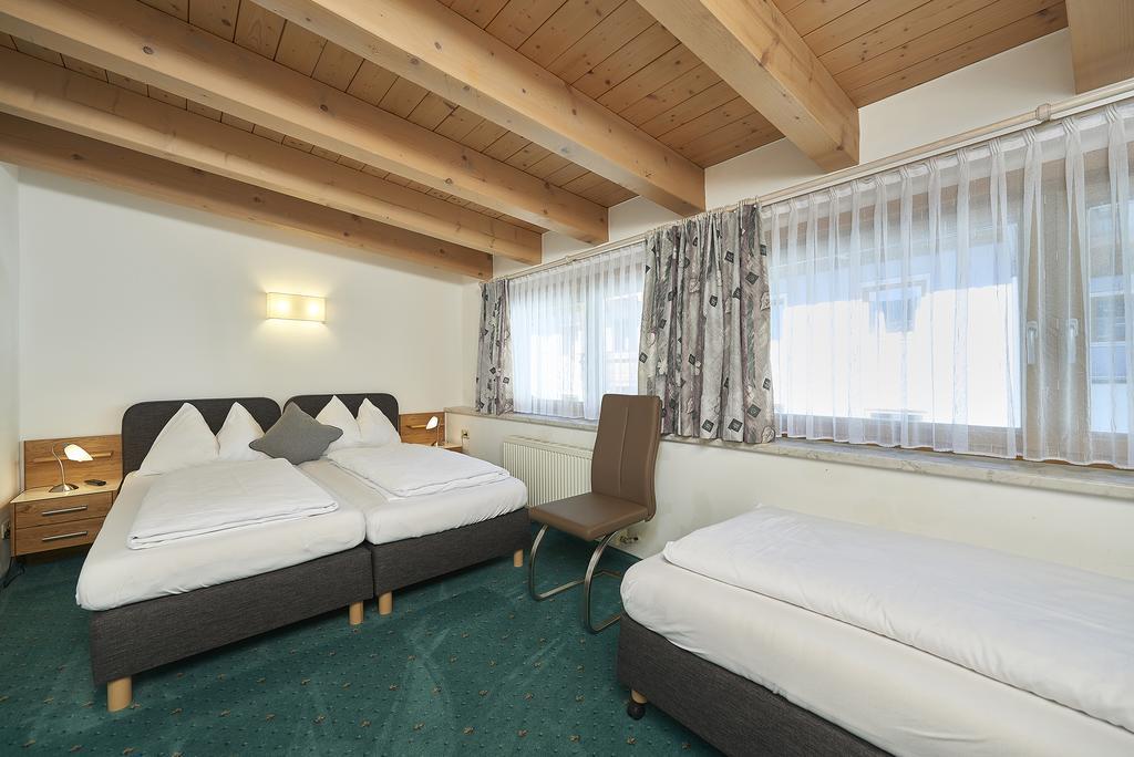 Landhaus Zirmhof Saalbach-Hinterglemm Esterno foto